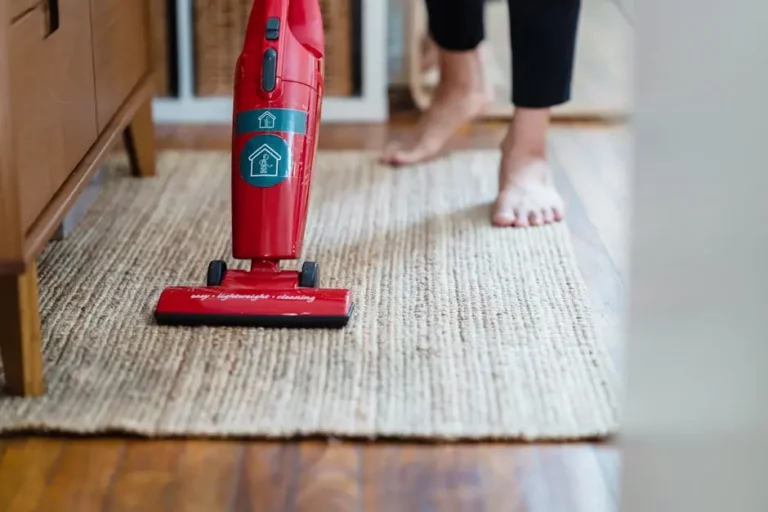 What Should I Expect from a Local Carpet Cleaning Service?